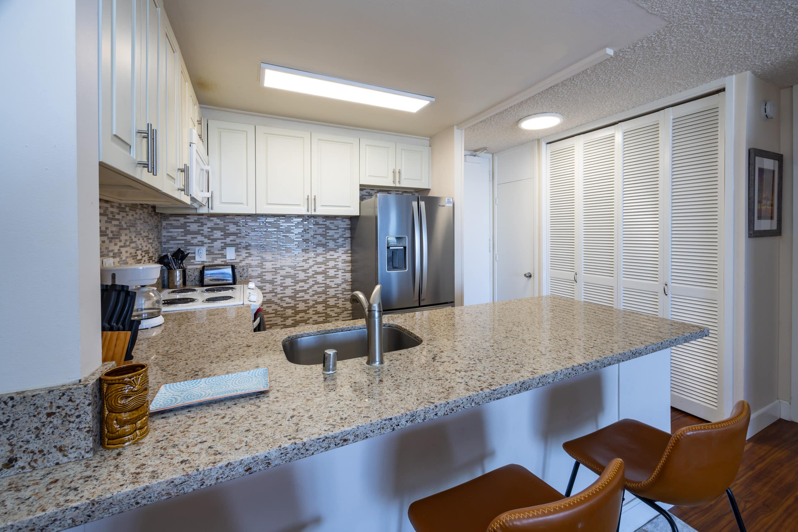 Ilikai Marina Condo 786 - Aloha Condos - Image 9