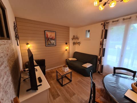 Laruns 2-Bedroom Apartment Ossau Valley in Bielle