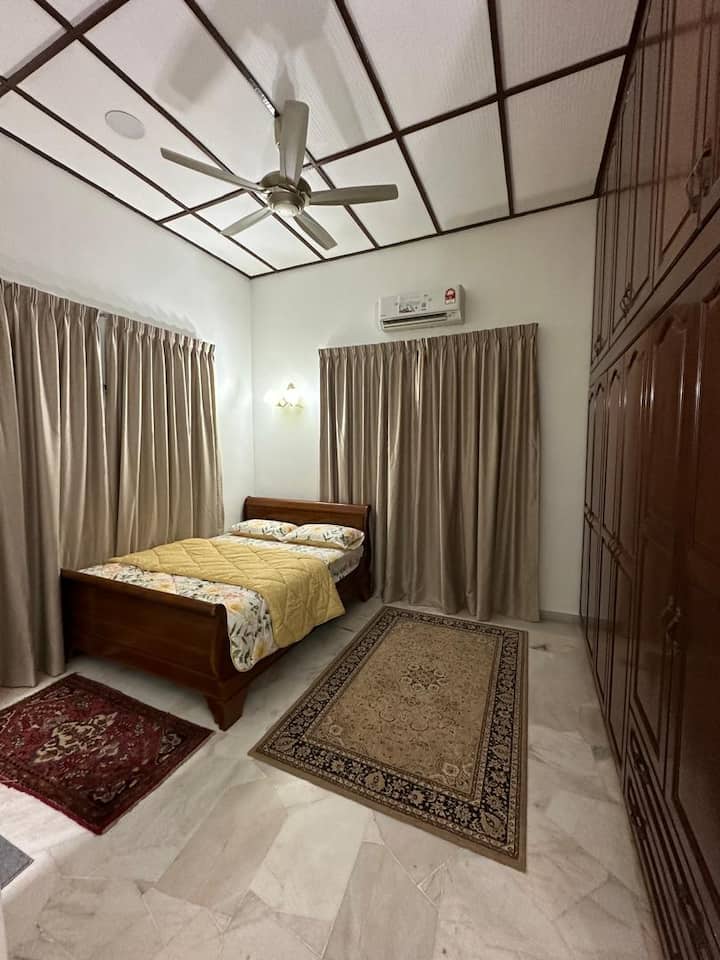 საძინებელი 4