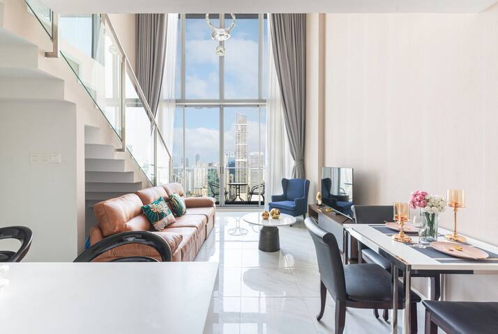 Ultimate Luxury Infinity View Executive penthouse gallery image 3