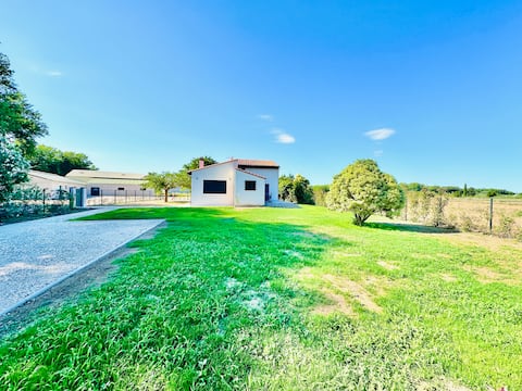 Domaine la Bergerie, Sea & Nature in Saint Cyprien