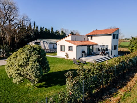 Domaine la Bergerie, Sea & Nature in Saint Cyprien