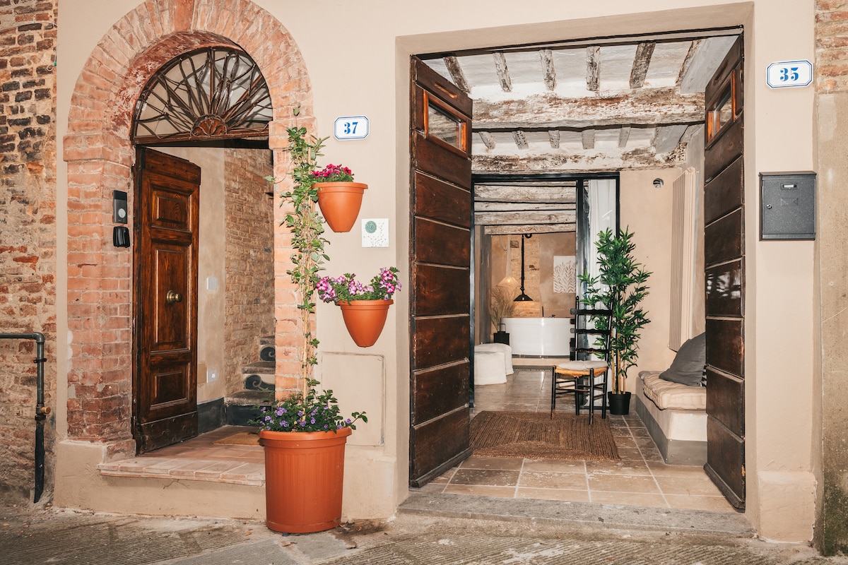 Airbnb performant: Elegant Townhouse with Private Spa & Turkish Bath à Città Della Pieve