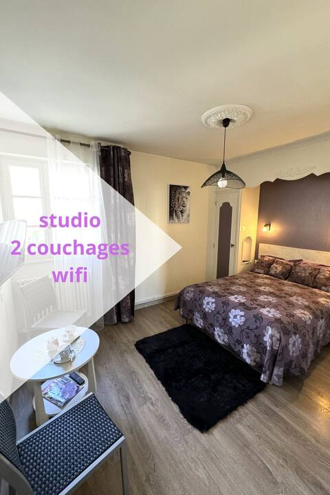 Chambre de La Solle. Sleeps 2. Studio