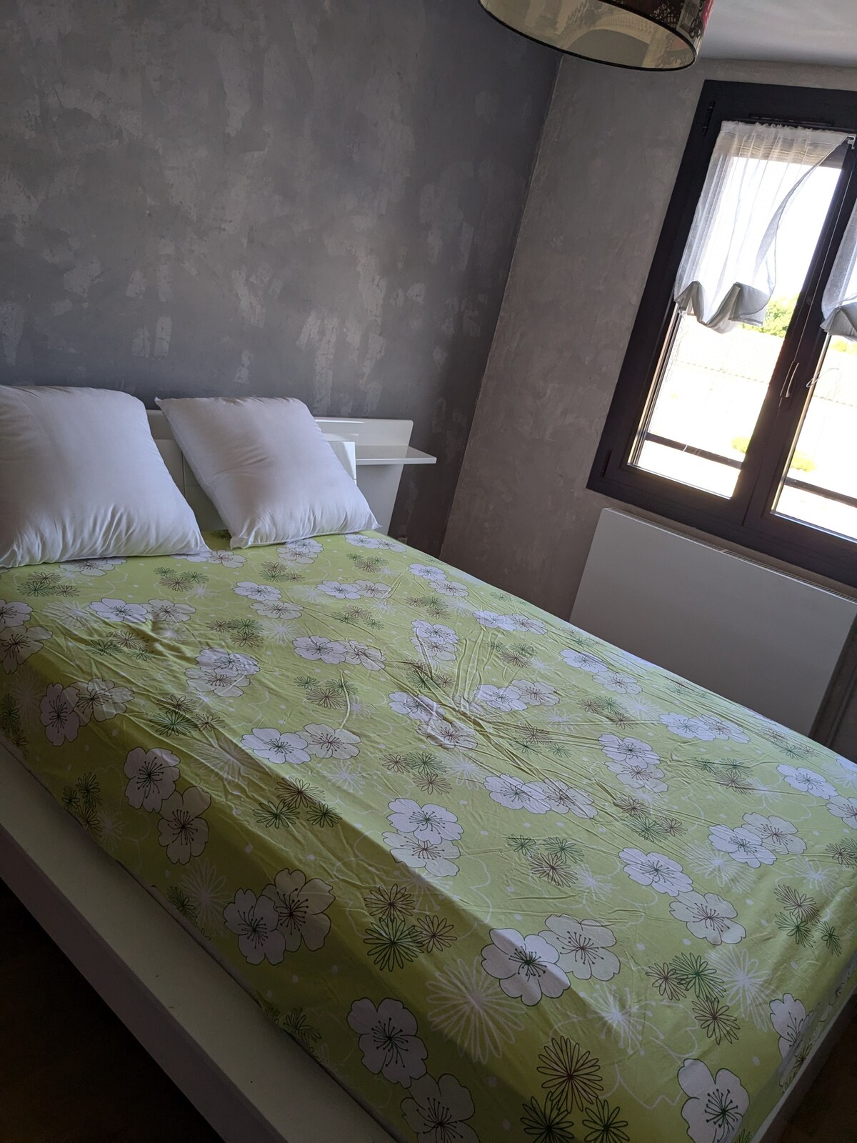 غرفة النوم 2