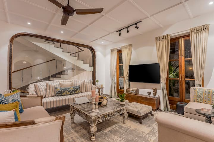 Living room image 1