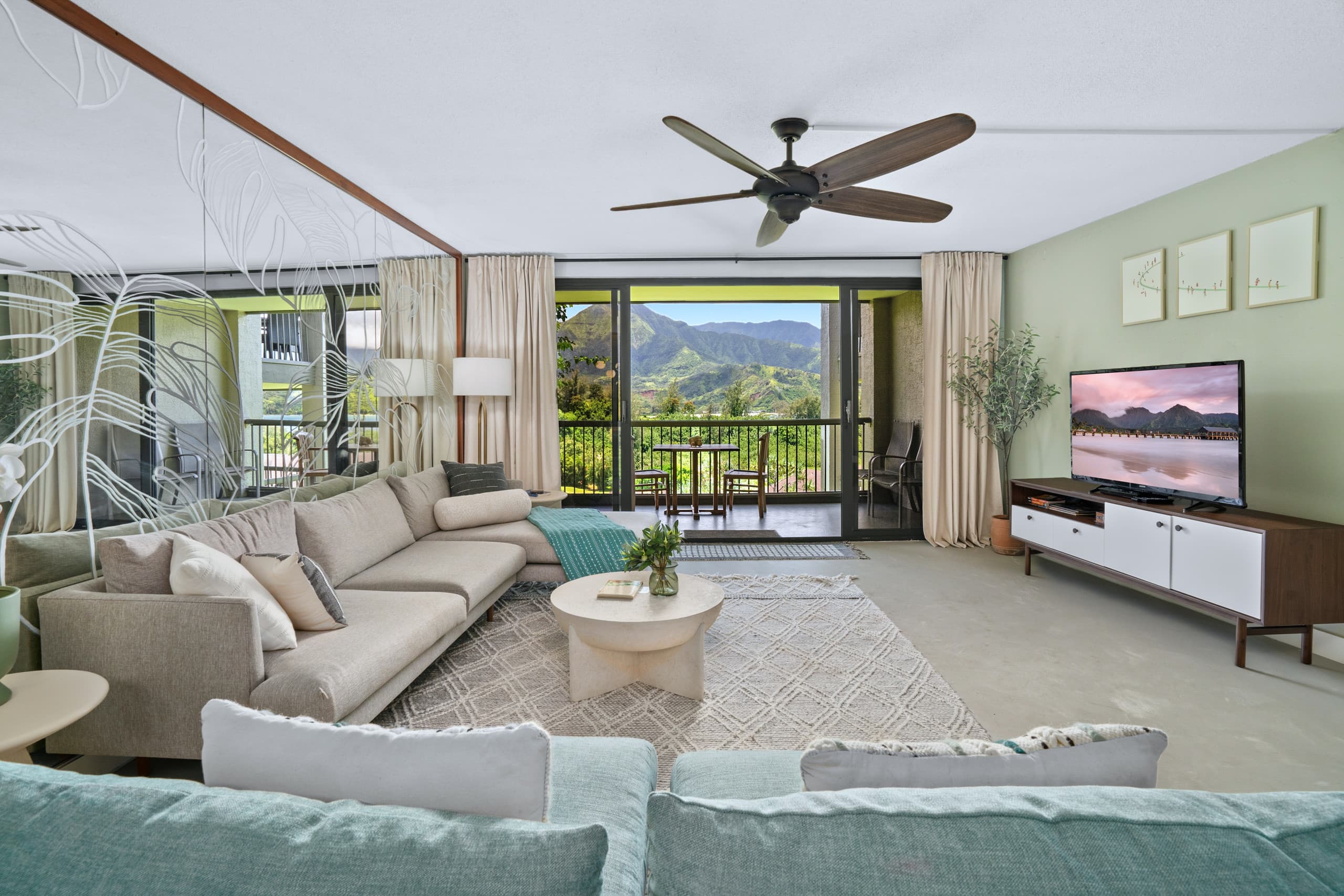 Condo in Princeville · ★4.96 · 2 bedrooms · 4 beds · 2 baths - Image 3