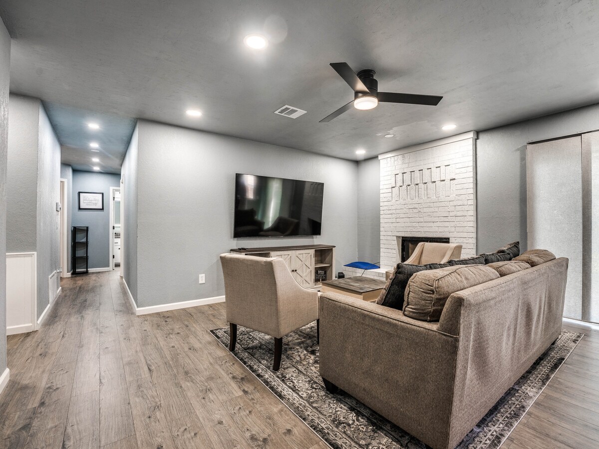 Stunning 5 Bedroom Veteran Owned Home In Quiet Okc Houses For Rent In