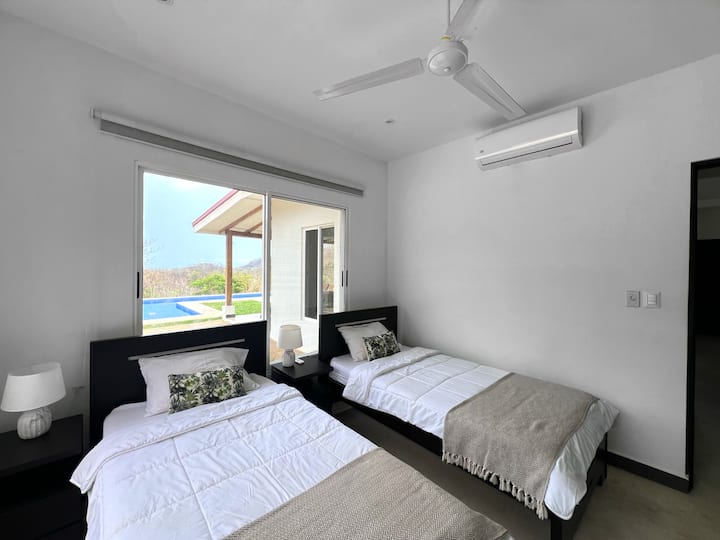 საძინებელი 2 ერთადგილიანი