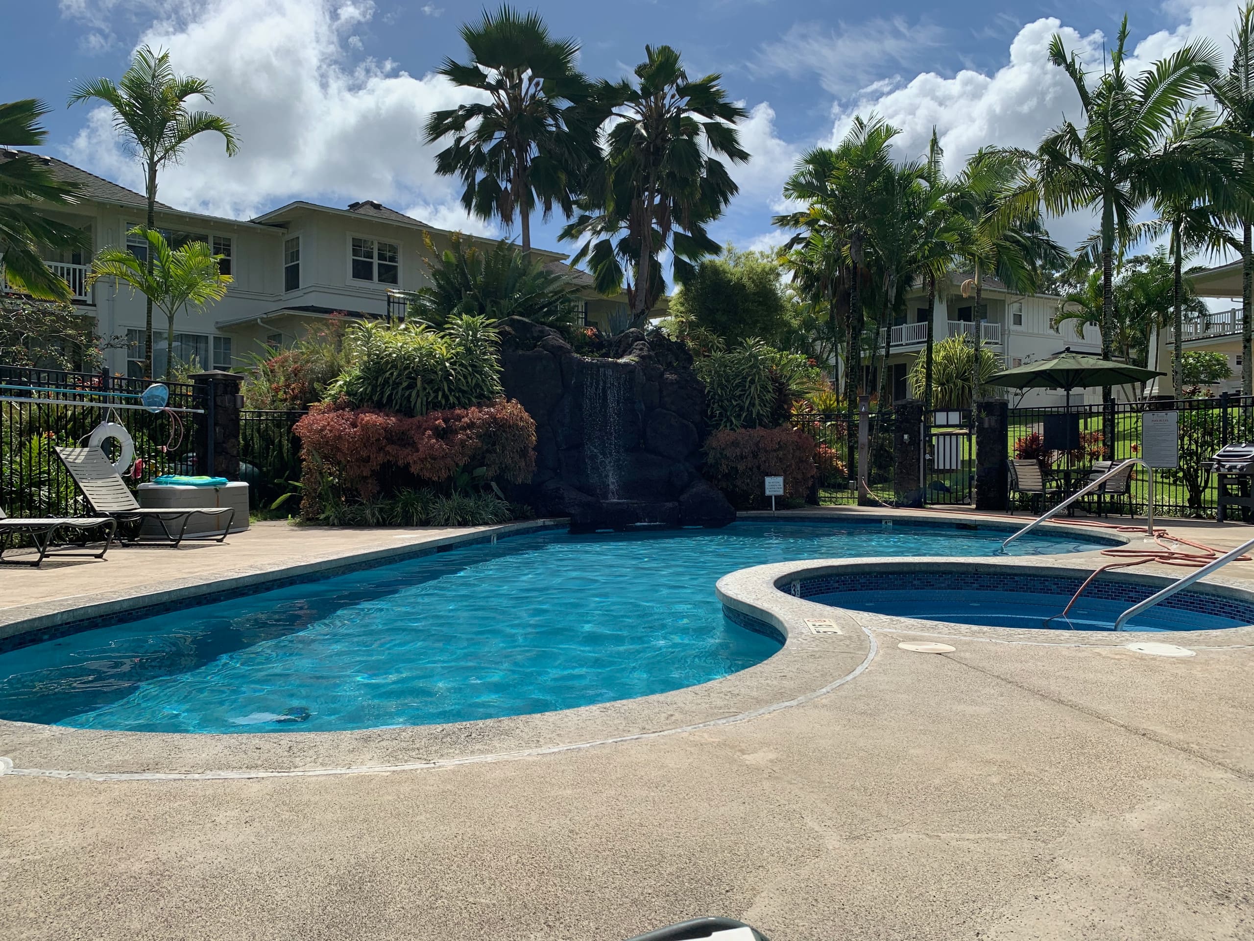 Home in Princeville · ★4.94 · 2 bedrooms · 2 beds · 2 baths - Image 11