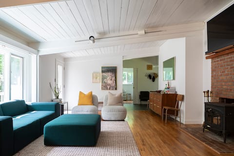 Gunn Brook Mountain House