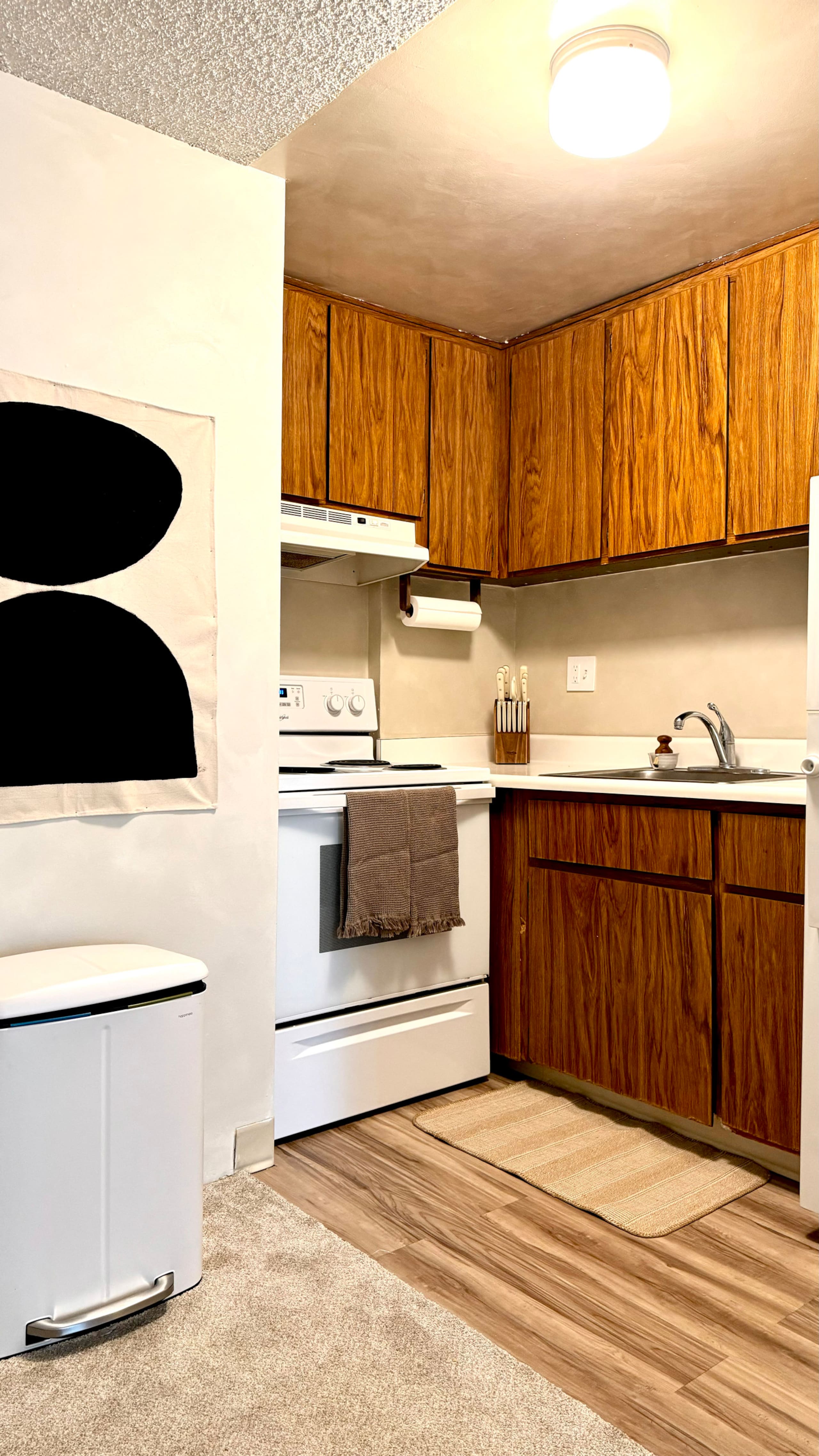 Condo in Honolulu · ★4.66 · Studio · 2 beds · 1 private bath - Image 4