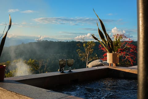 Luxurious cabin with volcano view