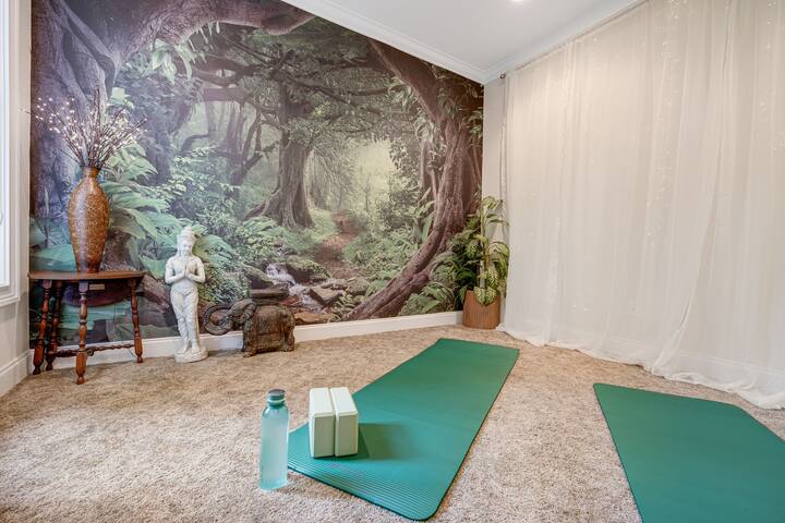 Min to DNTN, Biltmore-HTub-Theatre-Game Rm-Yoga gallery image 3