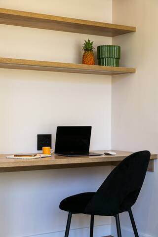 New! The Palm Flats with Mountain View gallery image 5