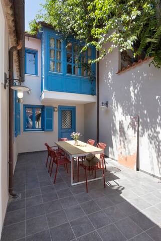 Villa Plaka 3BR 9ppl PrivateYard 200m Metro&Museum gallery image 5
