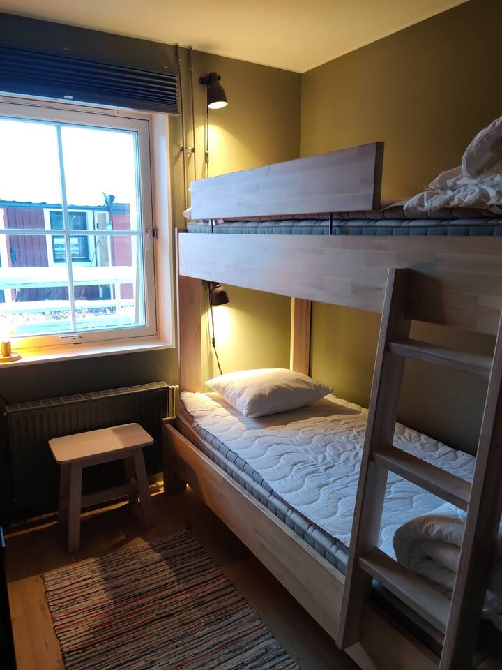 Schlafzimmer 2