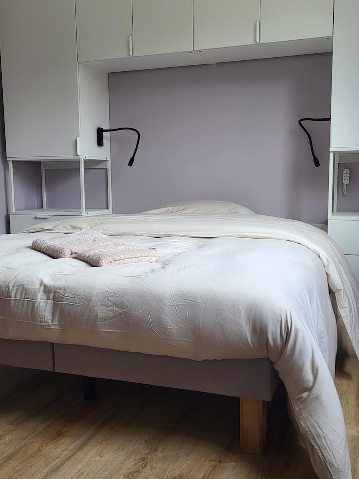 غرفة النوم 1