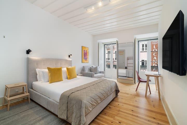 Lisbon’s Heartbeat Your Premier Airbnb 4 Explorers