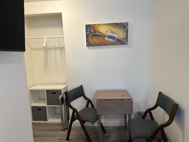 Private Entrance Room Centrally Located In Town#4 - Seward, AK