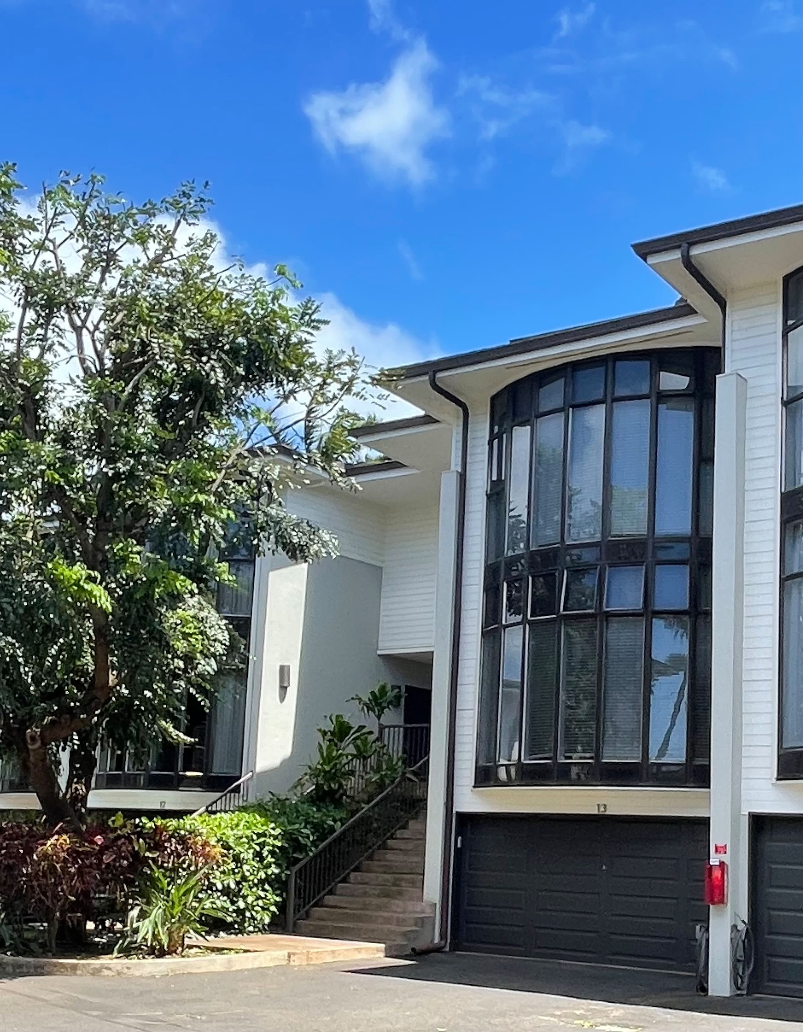 Home in Lahaina · ★4.92 · 3 bedrooms · 5 beds · 2.5 private baths - Image 23
