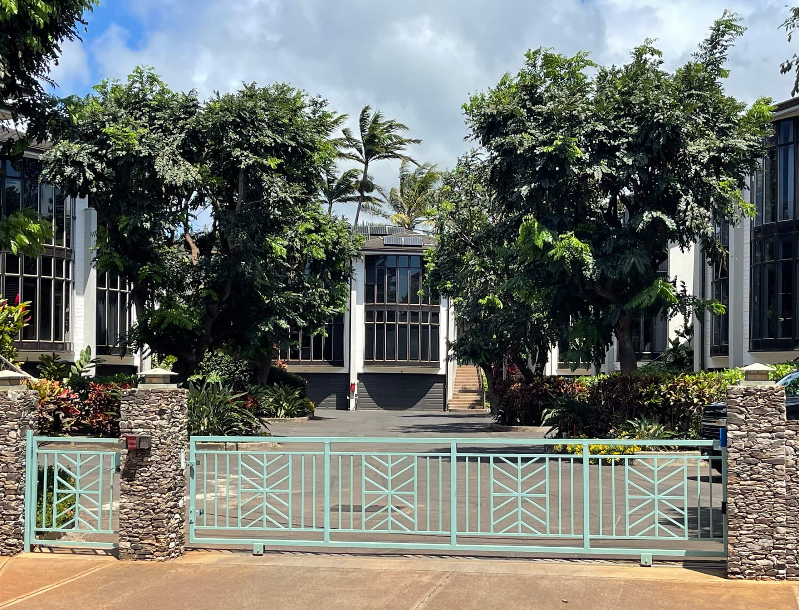 Home in Lahaina · ★4.92 · 3 bedrooms · 5 beds · 2.5 private baths - Image 24
