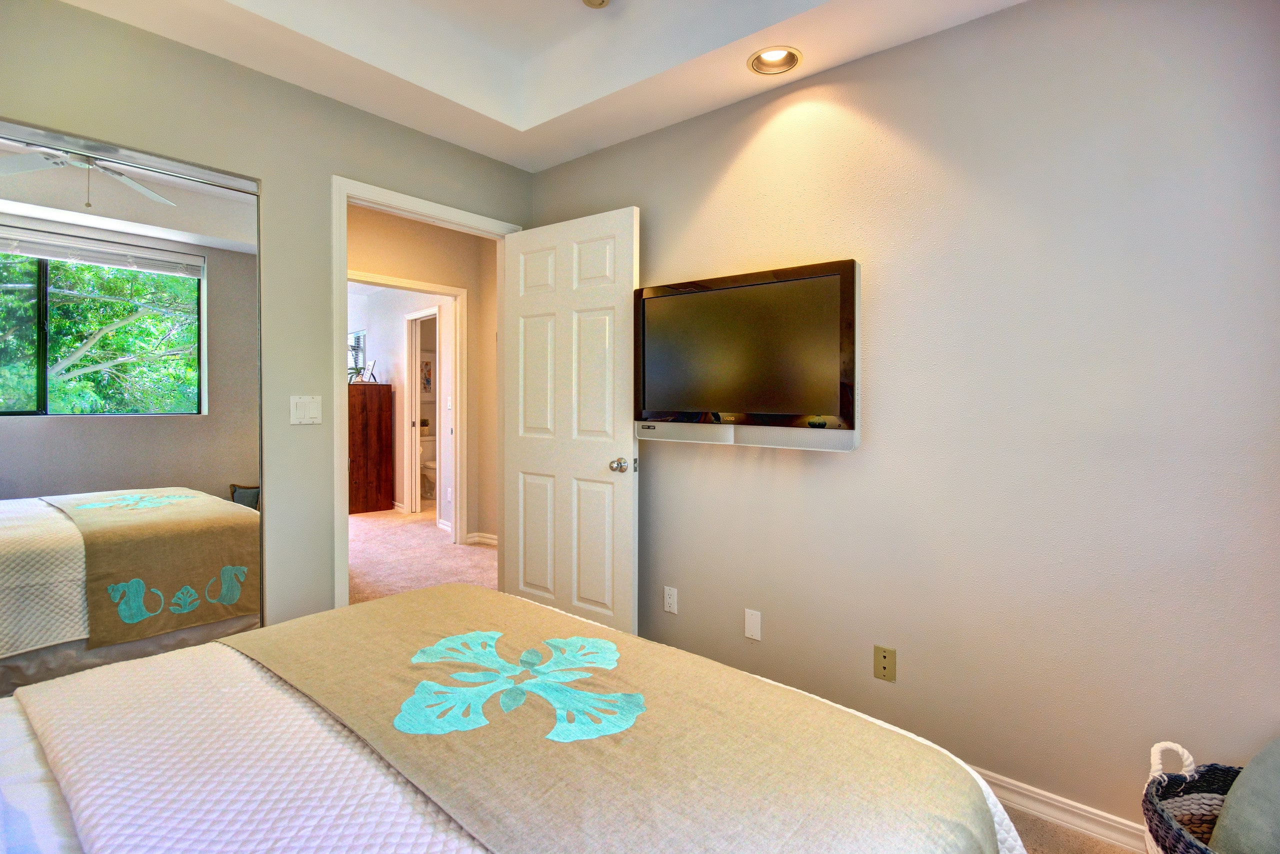 Home in Lahaina · ★4.92 · 3 bedrooms · 5 beds · 2.5 private baths - Image 14