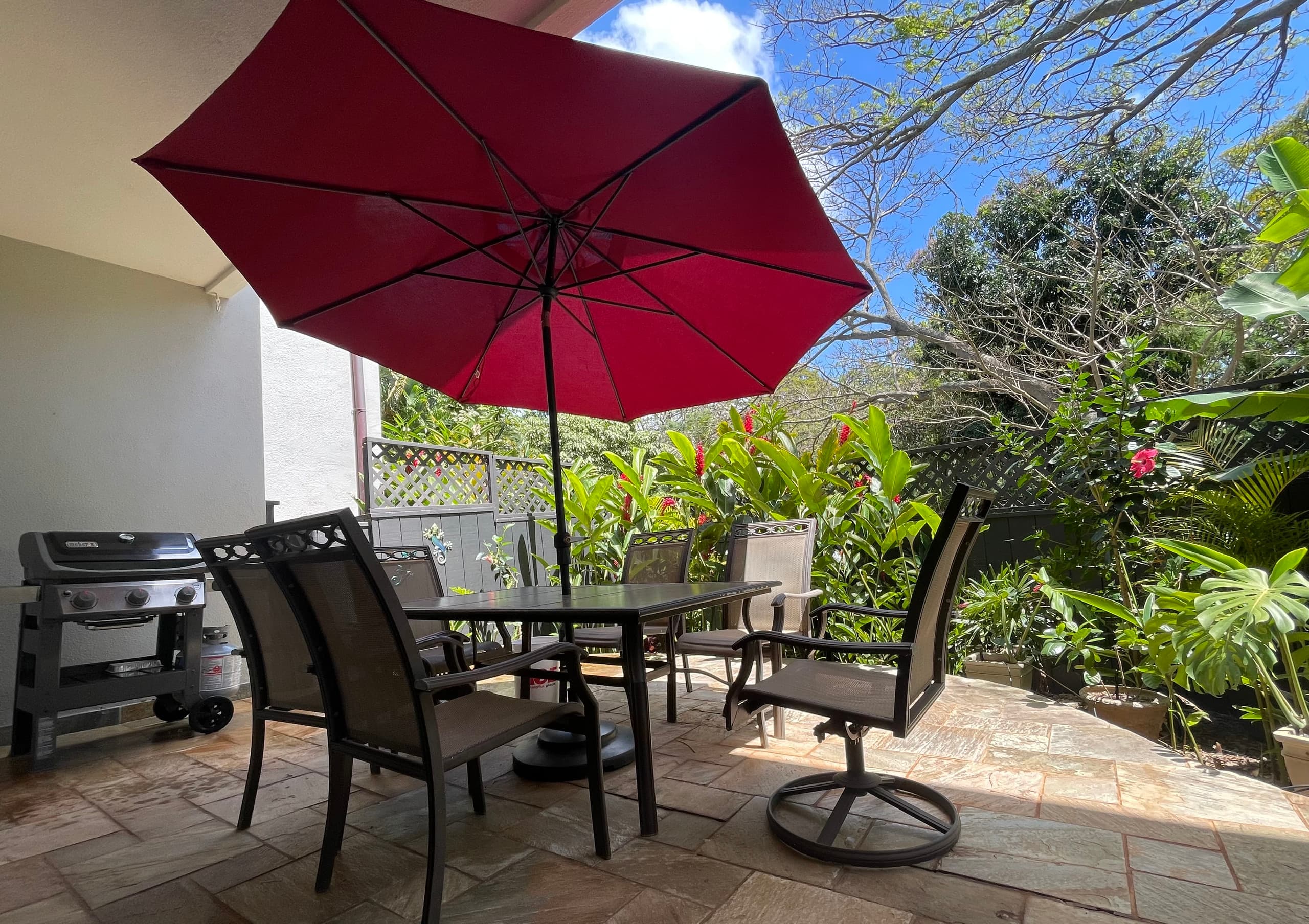Home in Lahaina · ★4.92 · 3 bedrooms · 5 beds · 2.5 private baths - Image 21
