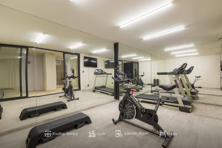 Capitalia | Aristoteles Polanco w/ Balcony View gallery image 4