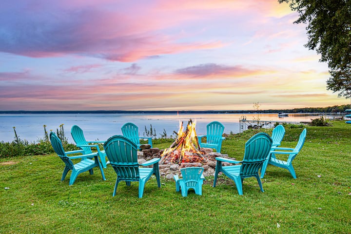 Lakefront|kayaks | Hottub|sunset - Verona Beach State Park, Verona Beach