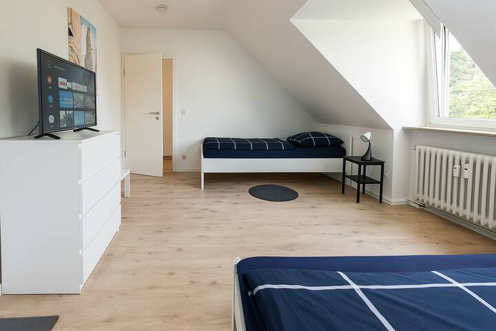 E04 + 05 en Essen: Dormitorio 5/2 camas