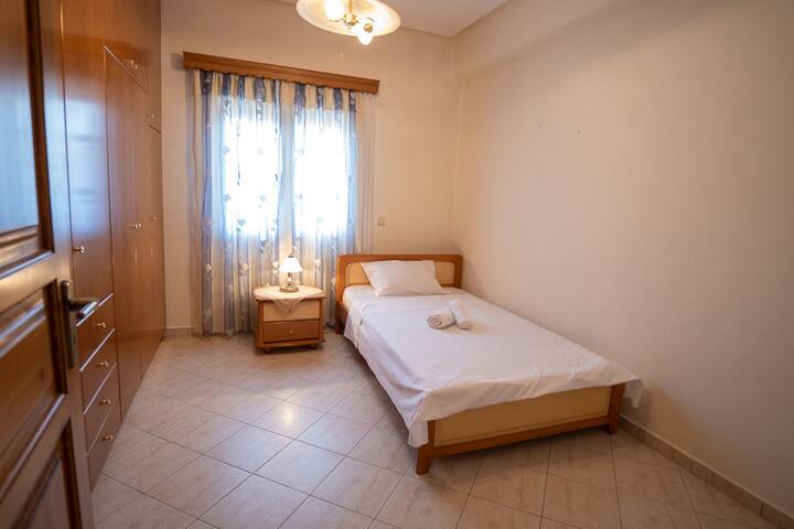 საძინებელი 3