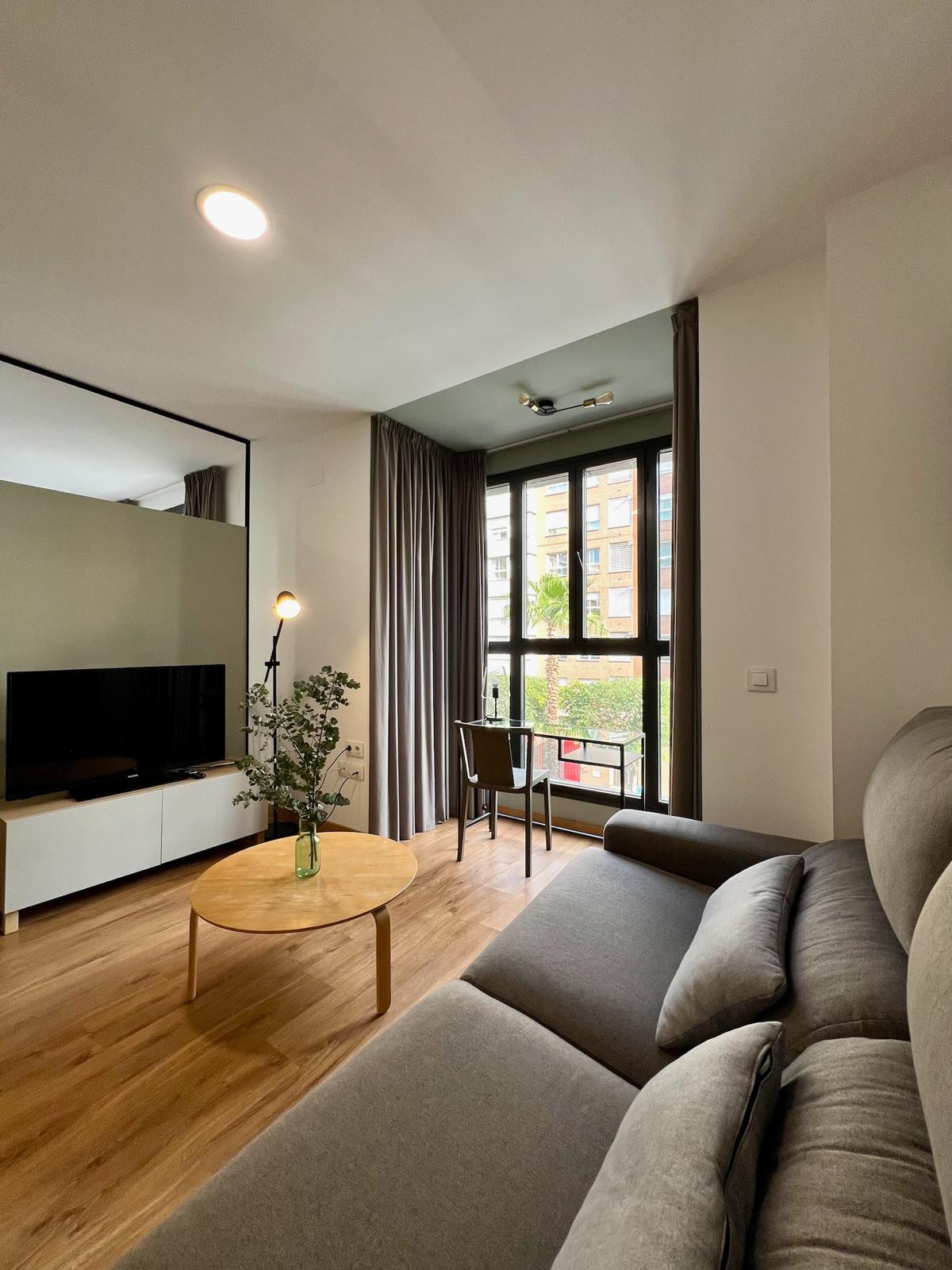 Popular Airbnb listing: 4A - Loft in the heart of Ruzafa in L'eixample