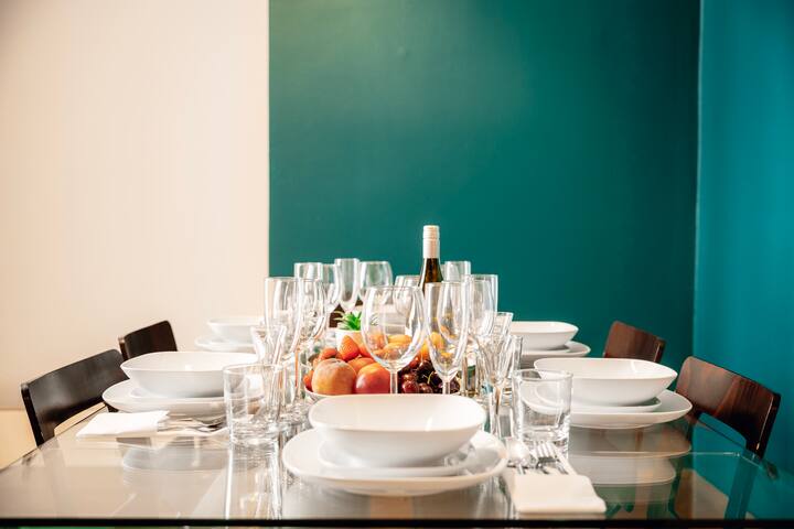 Heritage Haven: Charming 8 guests Jewish Quarter gallery image 3