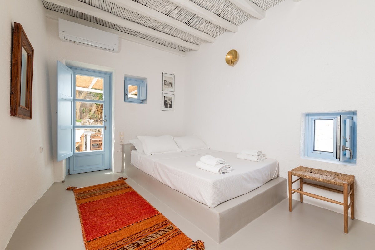 საძინებელი 1