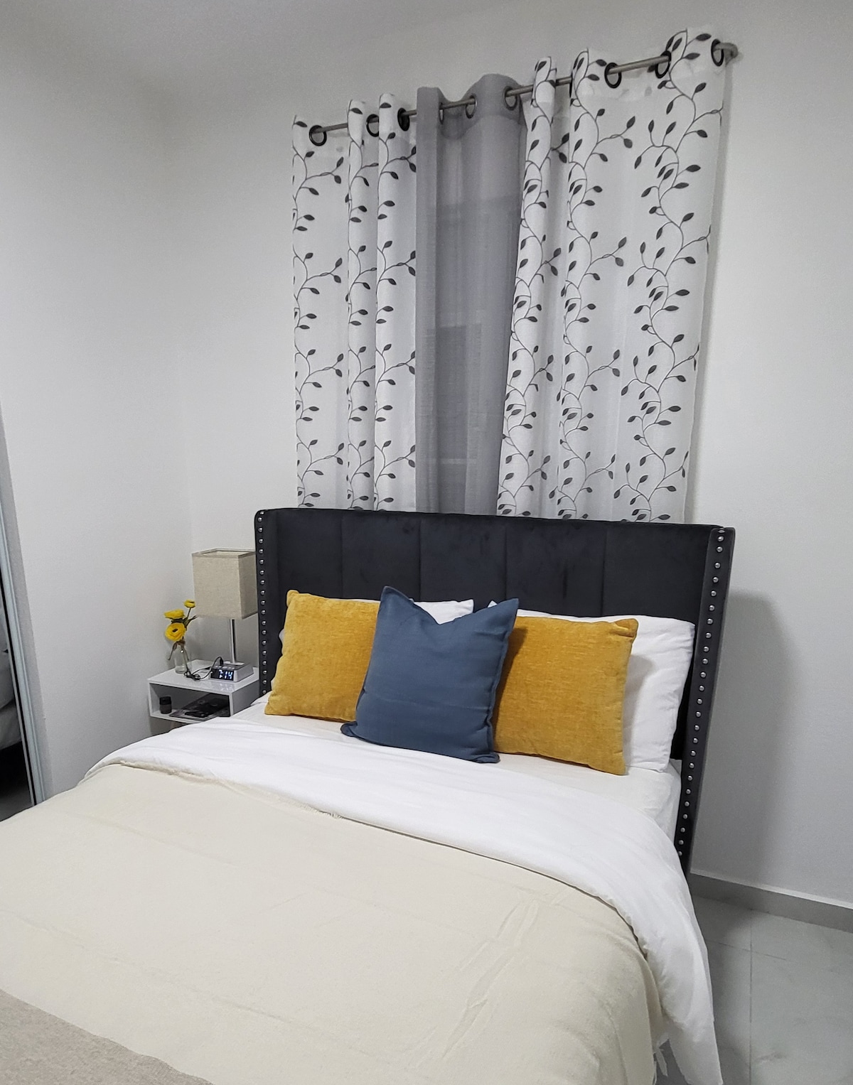 غرفة النوم 2