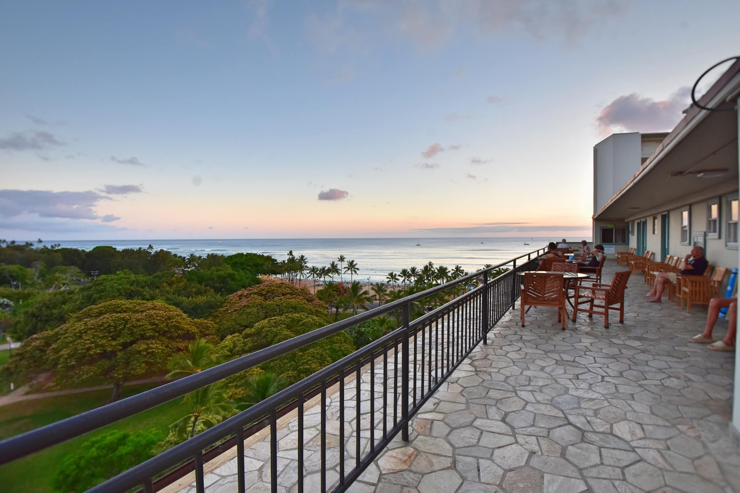 Condo in Honolulu · ★4.85 · Studio · 1 bed · 1 bath - Image 21