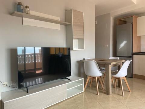 Ocean & Mountain Apartment