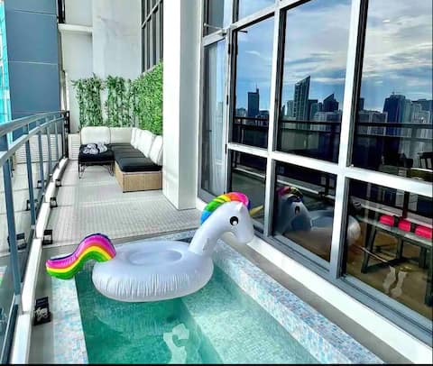 Private pool! 3BR @ Milano w/ 65" TV & Netflix