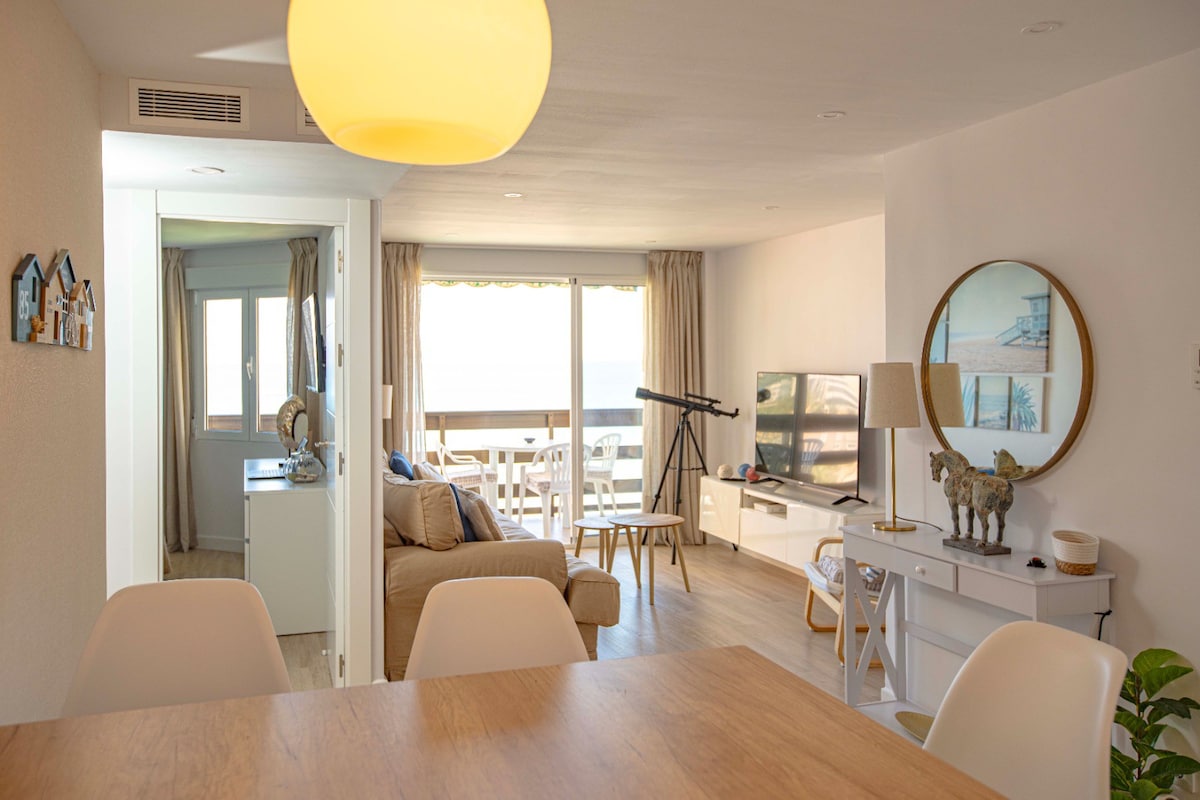 Successful Airbnb property: Your Shelter Beside Las Olas! in El Campello