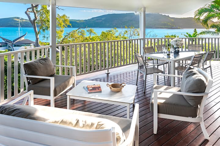Casuarina 18 Ocean Views With Buggy & Transfers - Hamilton Island