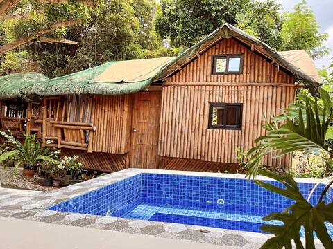 Bahay kubo1 at Angelita's Villas Matabungkay Beach