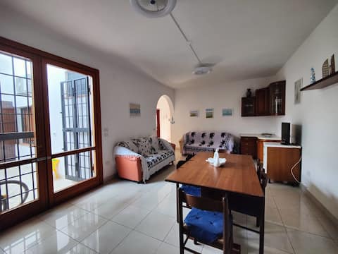 Proprietà Airbnb di successo: Vacation Home 100 meters from the sea a Manduria