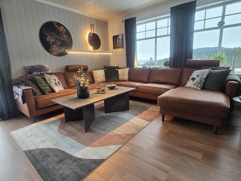 Top Airbnb: Cozy detached house for rent - rural, but central in Steinkjer