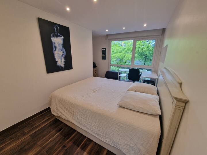 საძინებელი 1