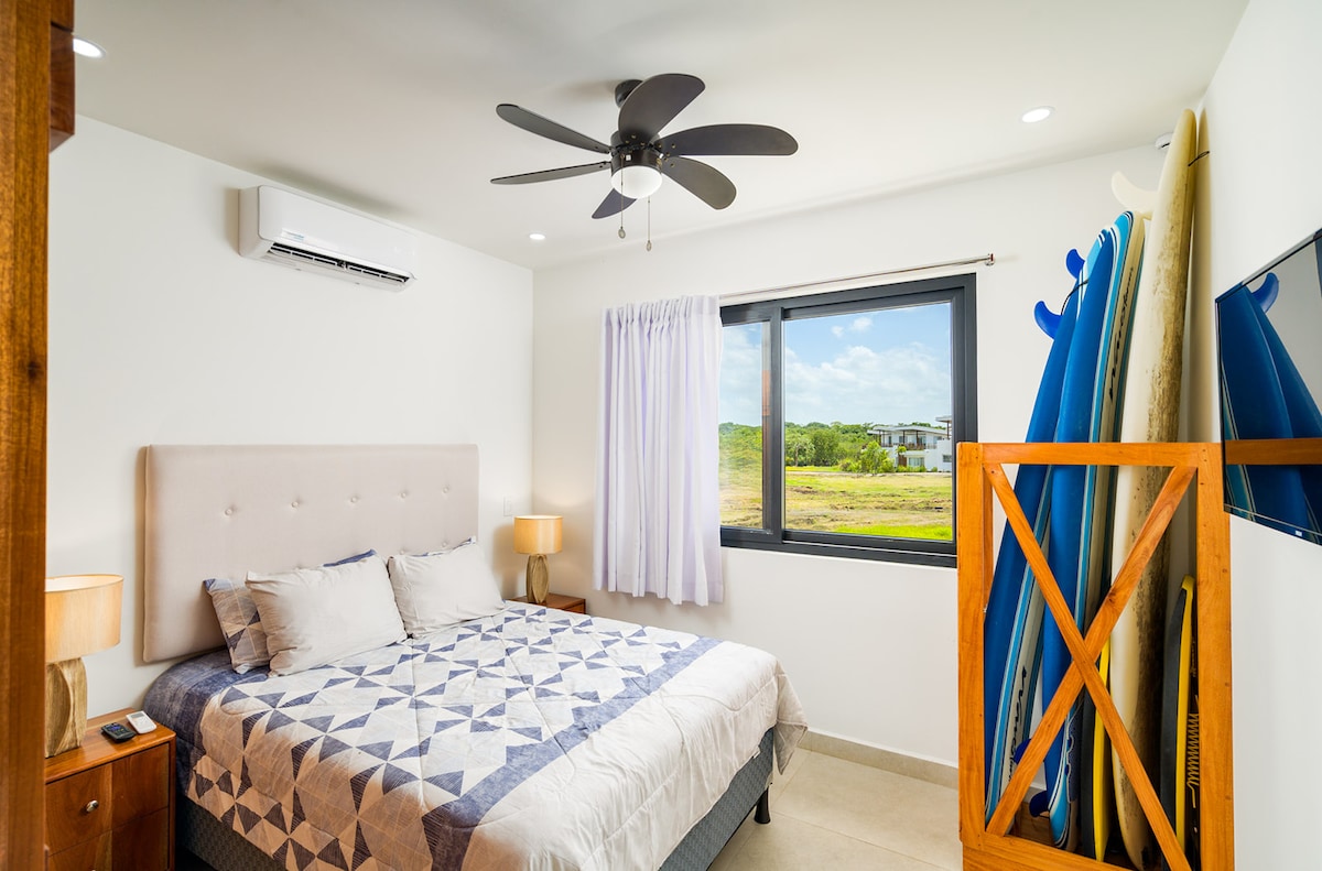 Брачен кревет (широк 150-179 см) втора спална соба