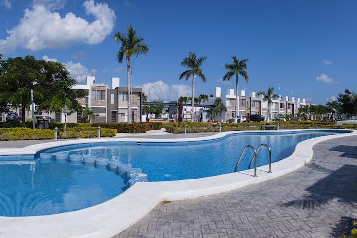 Casa Completa, Alberca Y Excelente Ubicación - Playa del Carmen