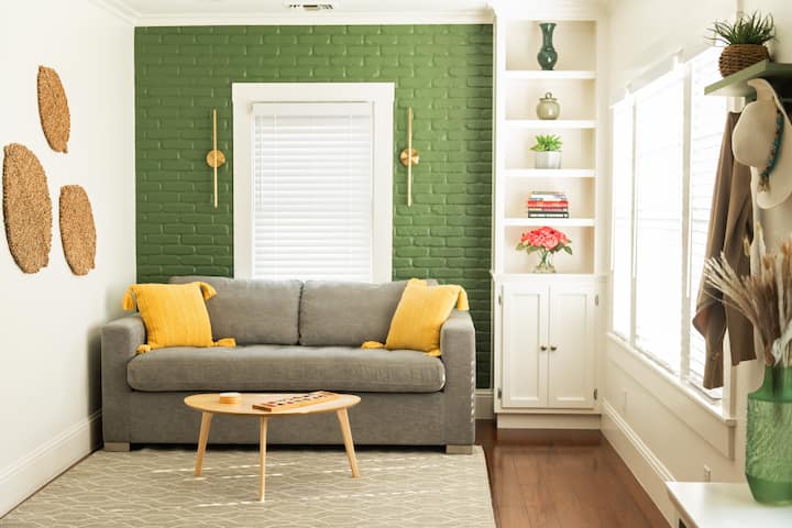 The Bungalow | Stayluxe Mid-towne - Sacramento, CA