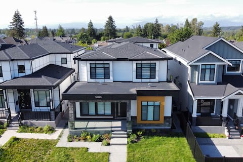 Brand New Luxury House in Surrey