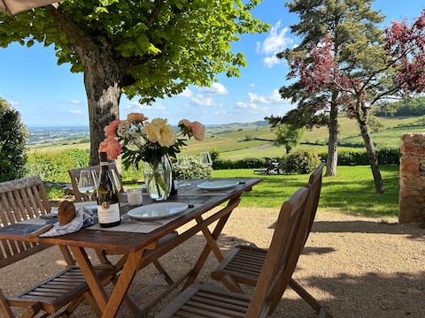 Les Murgers: In the heart of the vineyards